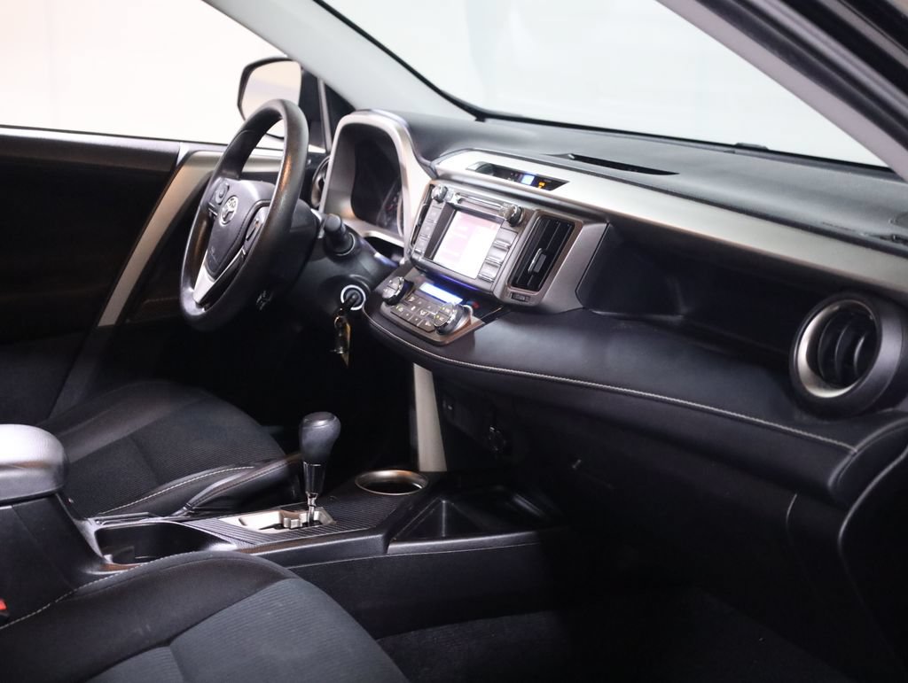 Used 2014 Toyota RAV4 XLE AWD/4WD image 57