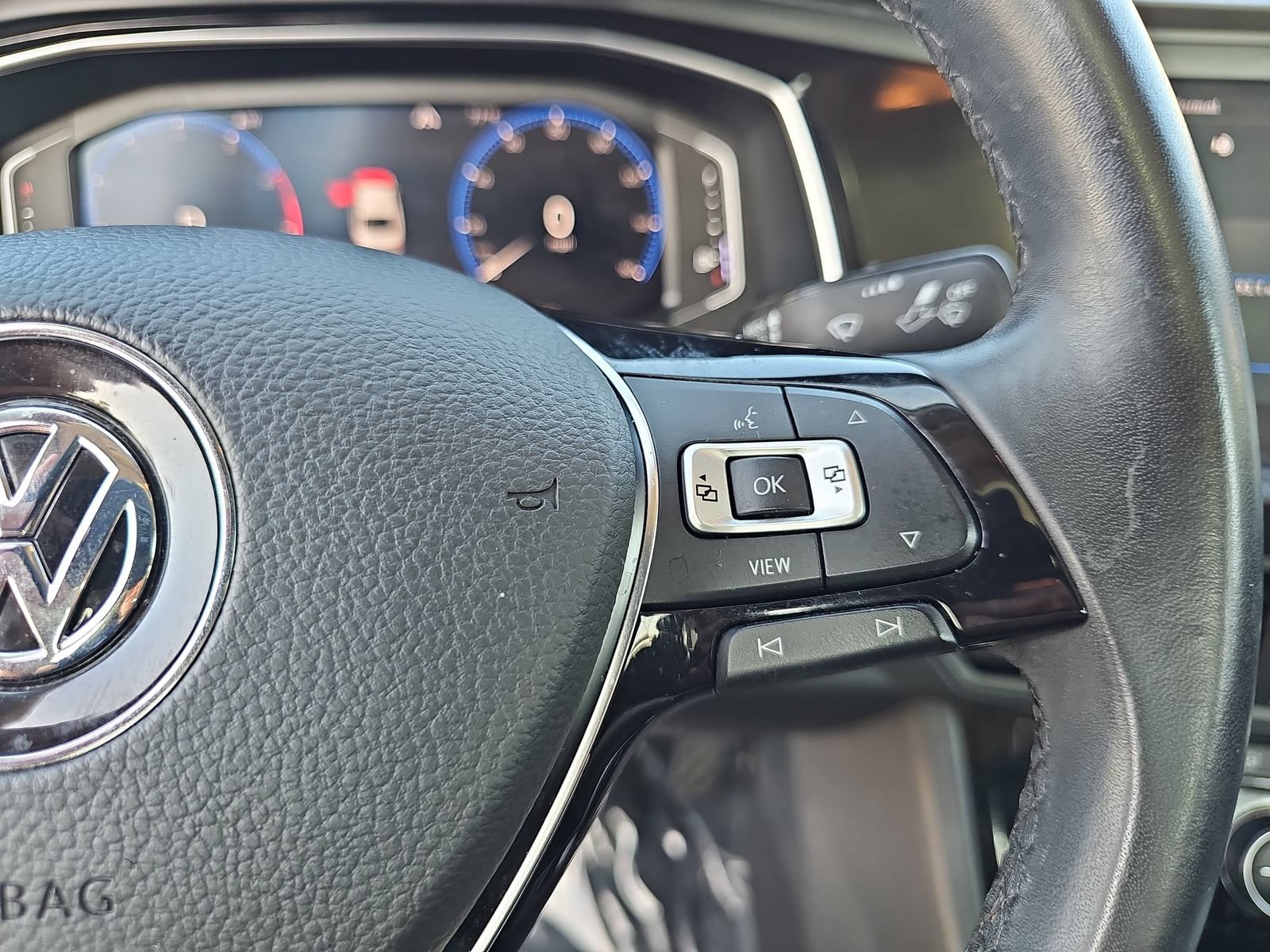 Used 2019 Volkswagen Jetta SEL Premium FWD image 17