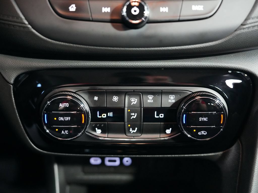 Used 2023 Buick Encore GX Select w/ Sport Touring Package AWD/4WD image 20