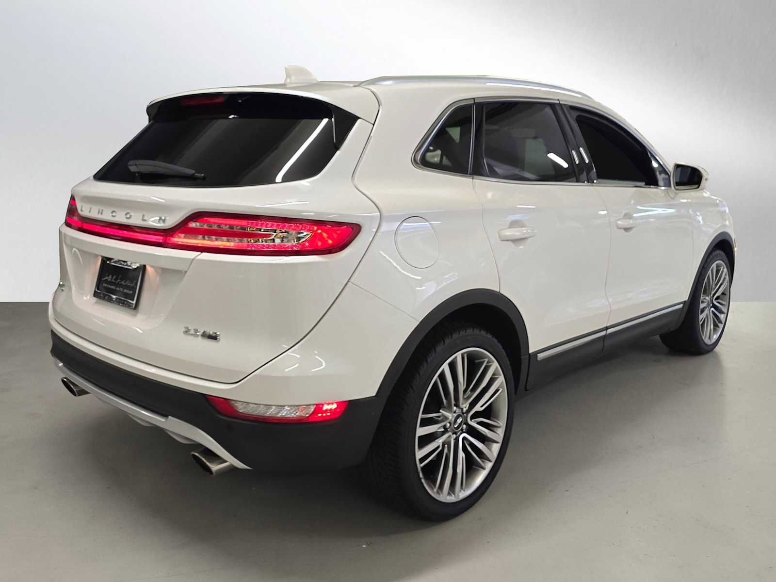 Used 2016 Lincoln MKC Reserve image 5