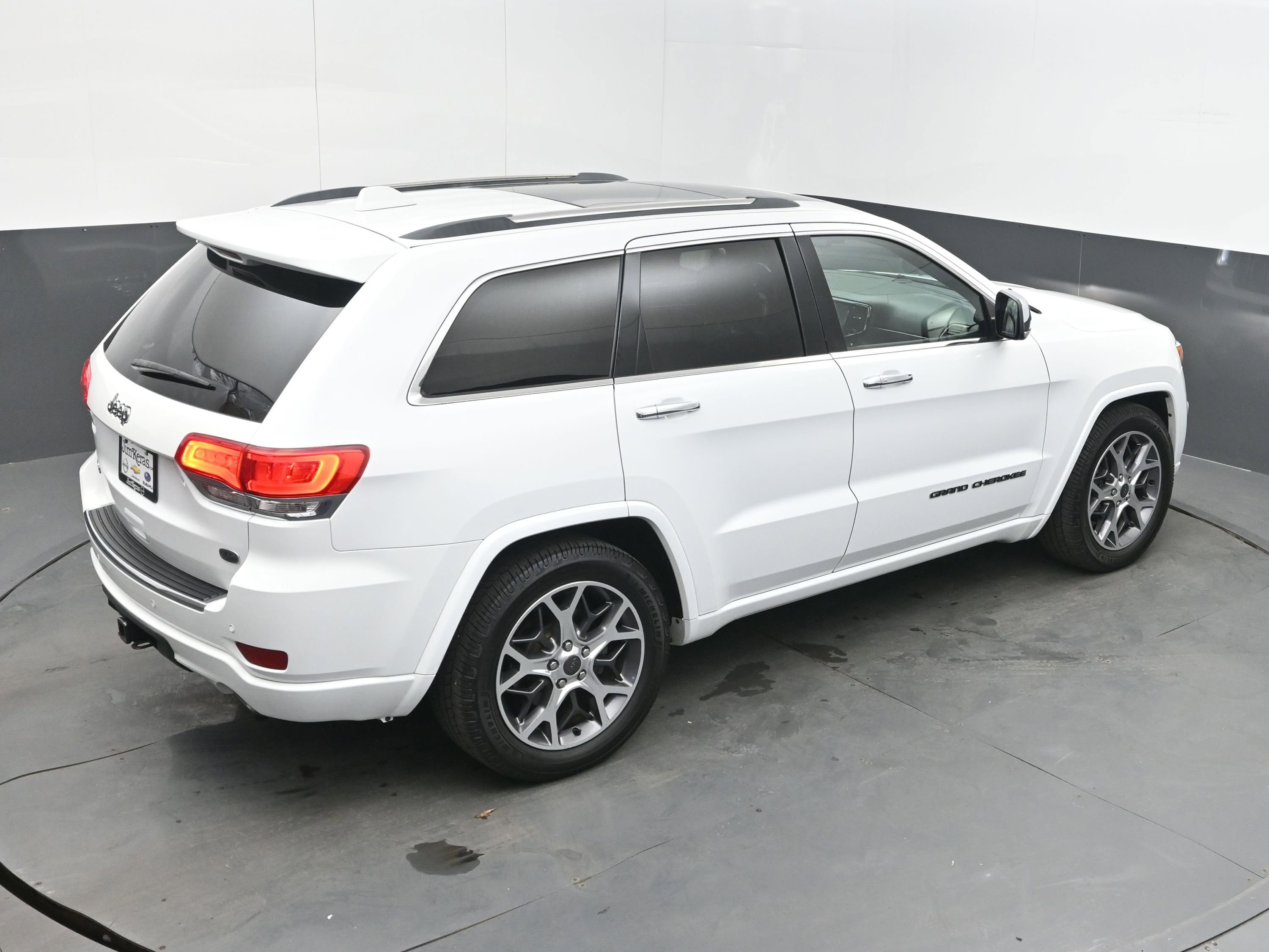 Used 2020 Jeep Grand Cherokee Overland image 31