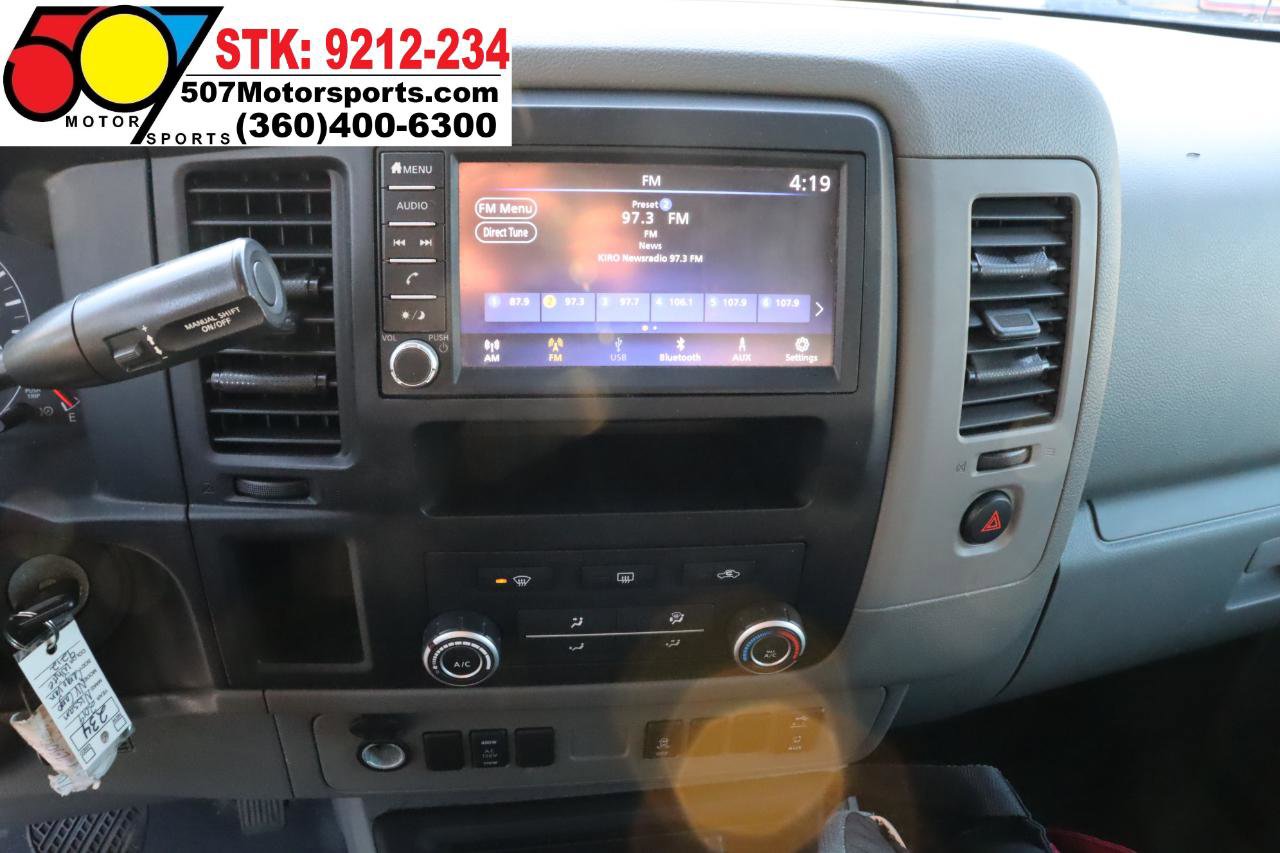 Used 2019 Nissan NV 2500 SV w/ Back Door Glass Package image 15