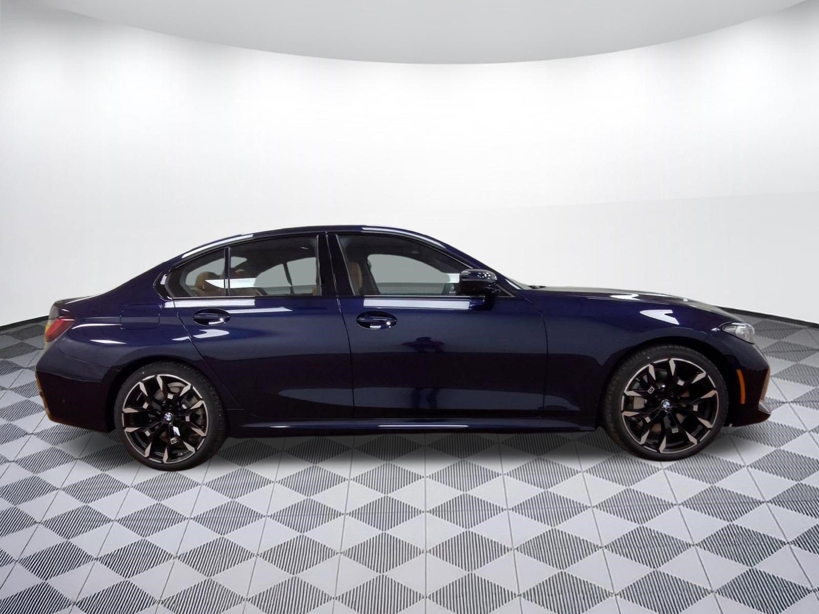 Used 2026 BMW 330i xDrive Sedan w/ M Sport Package AWD/4WD image 7