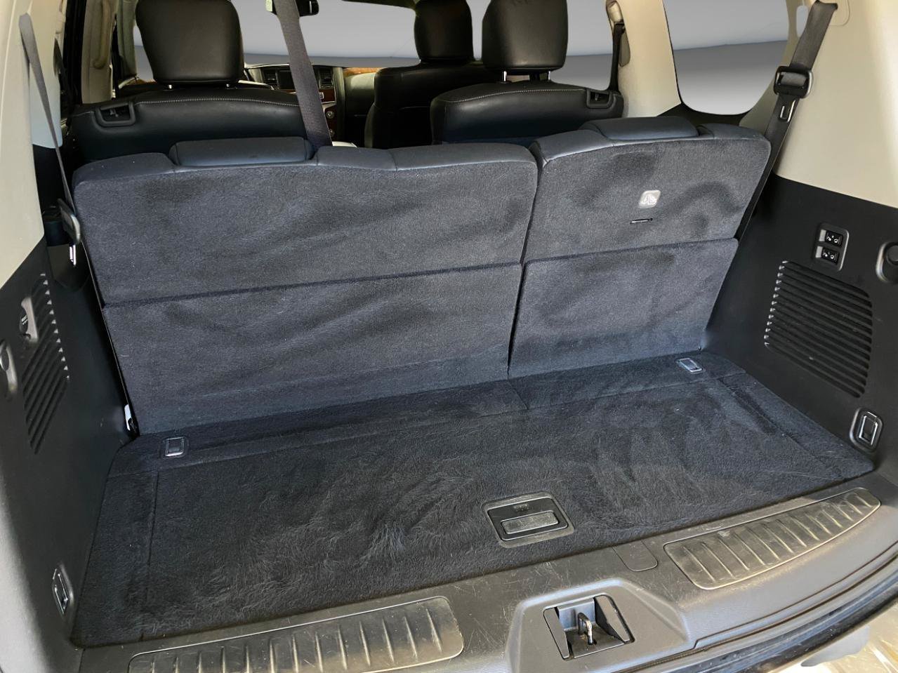 Used 2019 INFINITI QX80 Luxe AWD/4WD image 26