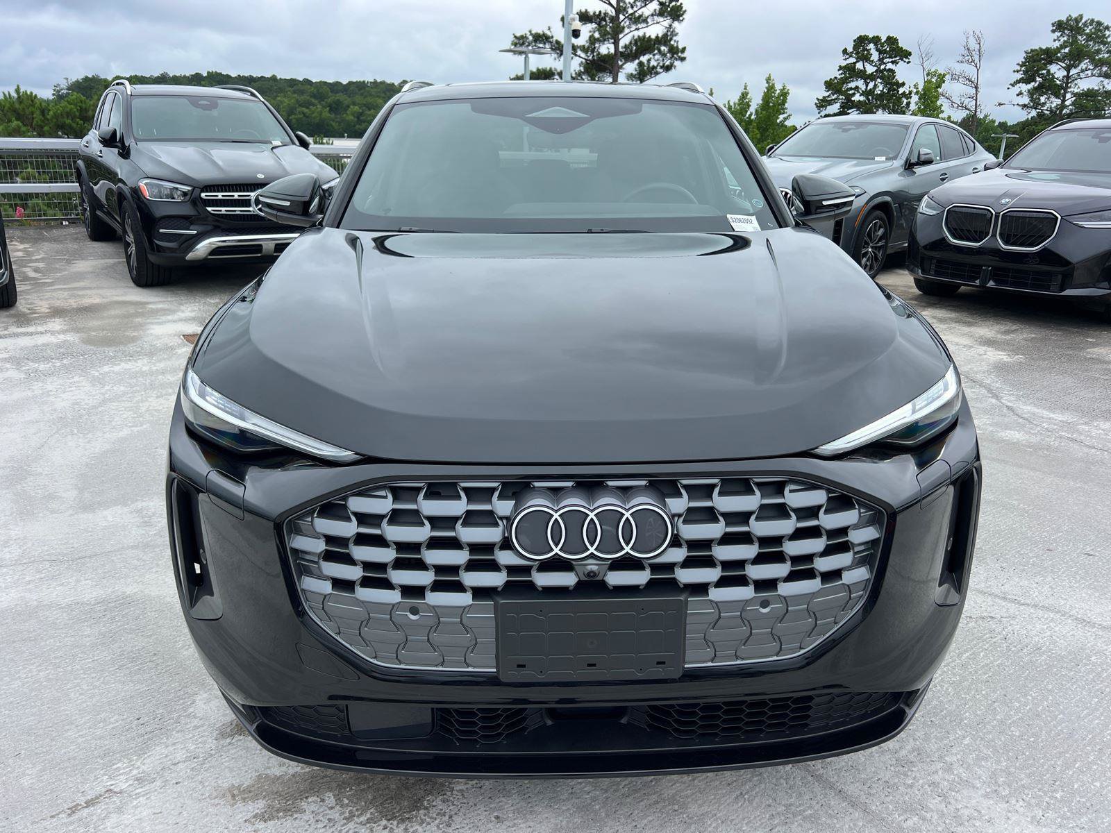 Used 2025 Audi Q5 Prestige AWD/4WD image 2