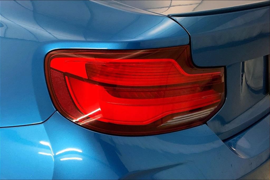 Used 2018 BMW M2 RWD image 27