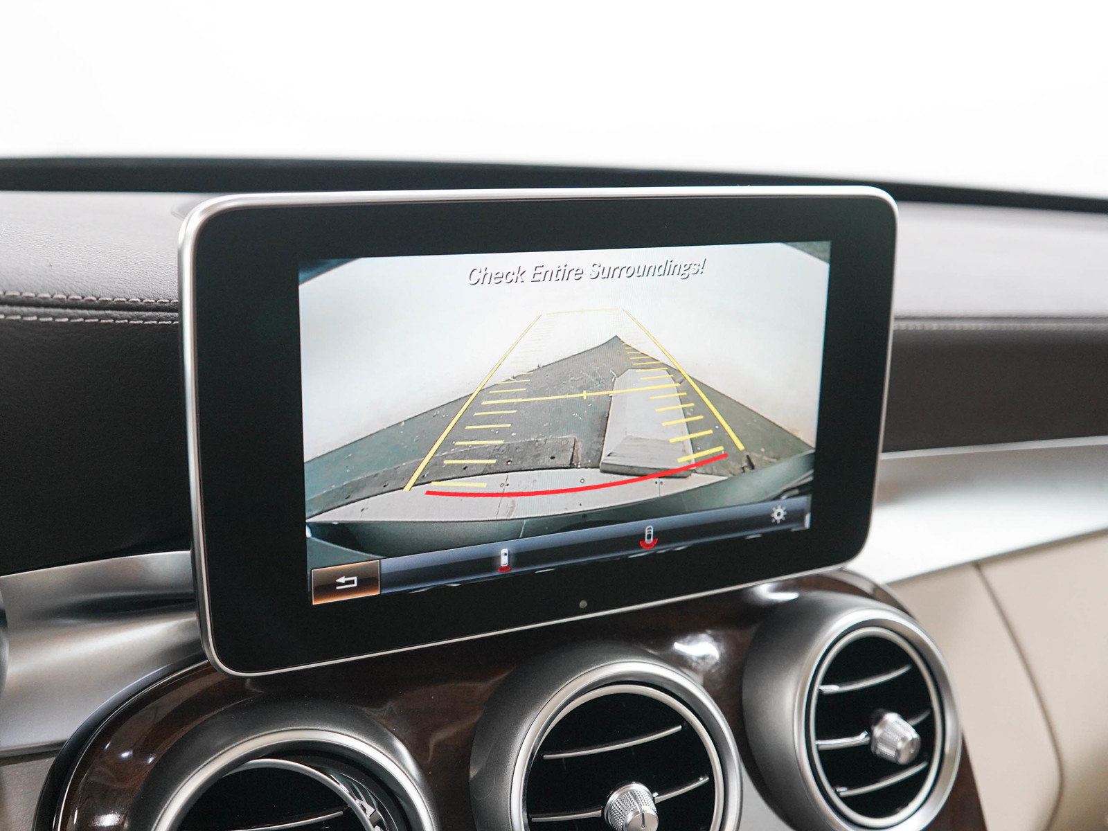 Used 2015 Mercedes-Benz C 300 4MATIC Sedan image 21