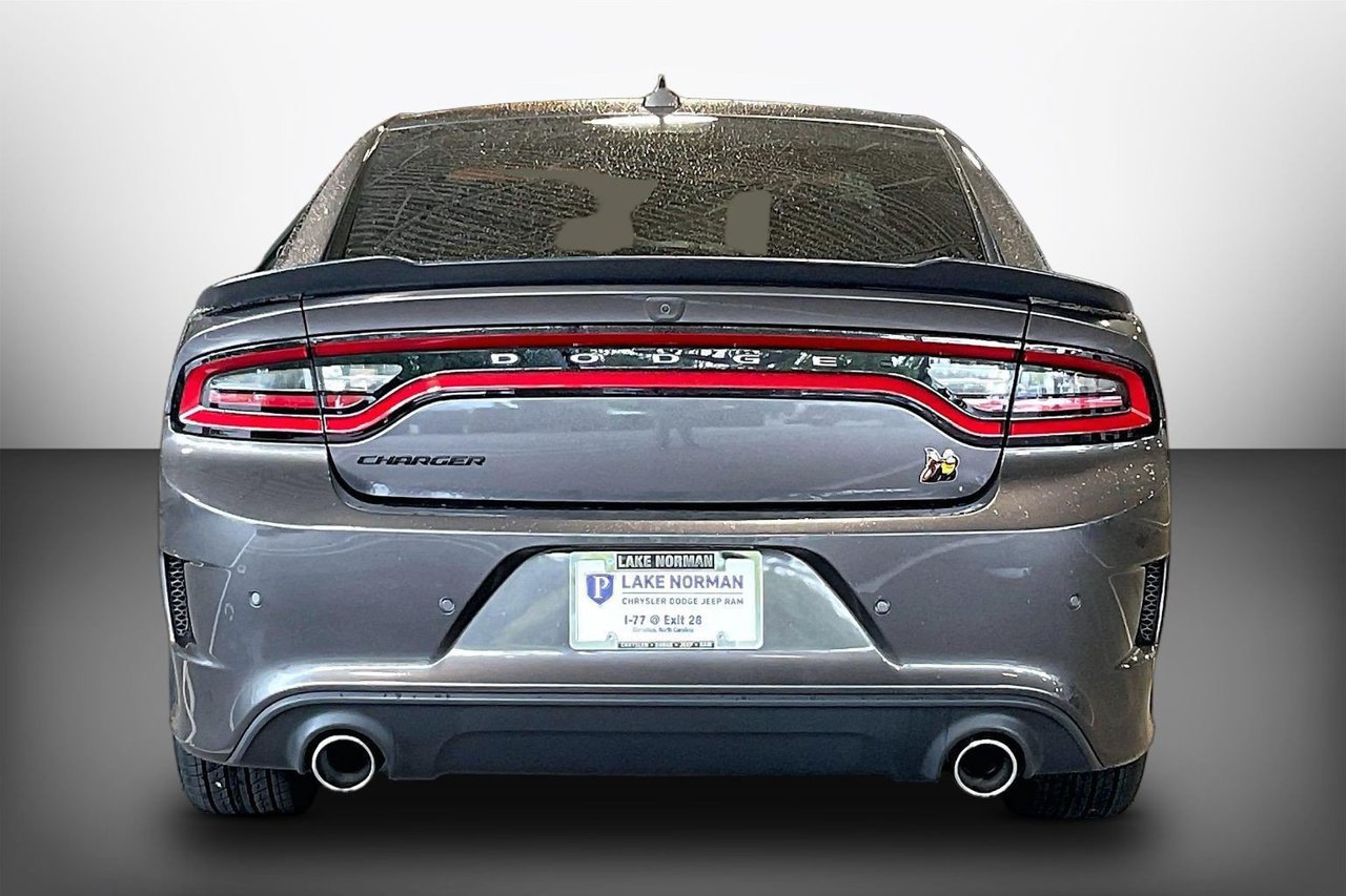 Certified 2022 Dodge Charger Scat Pack w/ Navigation & Travel Group RWD image 7