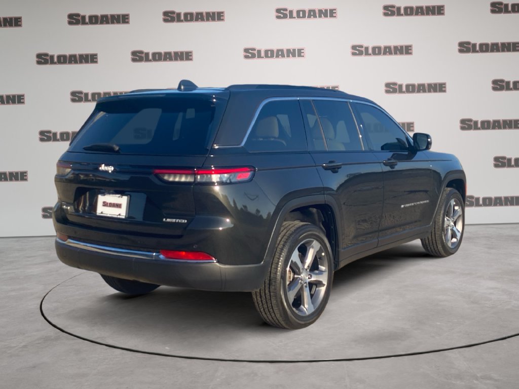 Used 2024 Jeep Grand Cherokee Limited AWD/4WD image 5