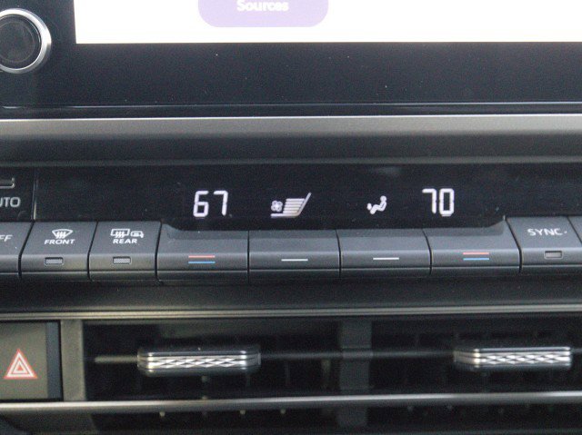 Used 2026 Toyota Camry SE image 22