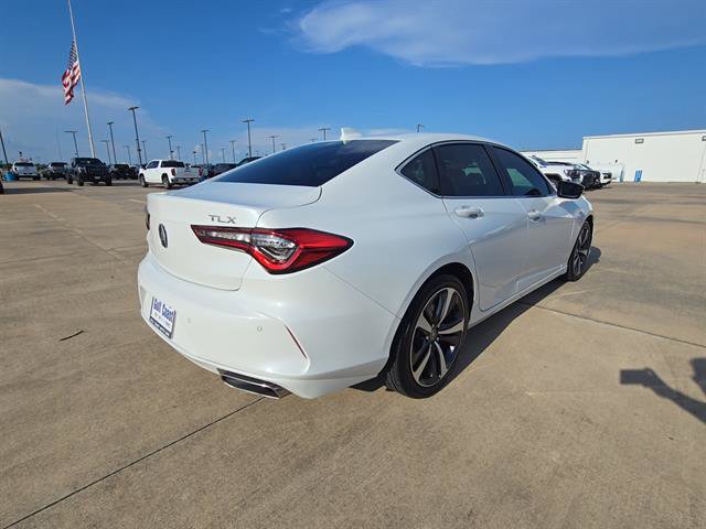 Used 2025 Acura TLX w/ Technology Package FWD image 5