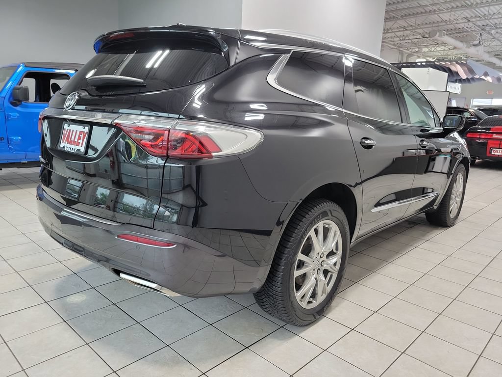 Used 2023 Buick Enclave Essence w/ Experience Buick Package AWD/4WD image 12