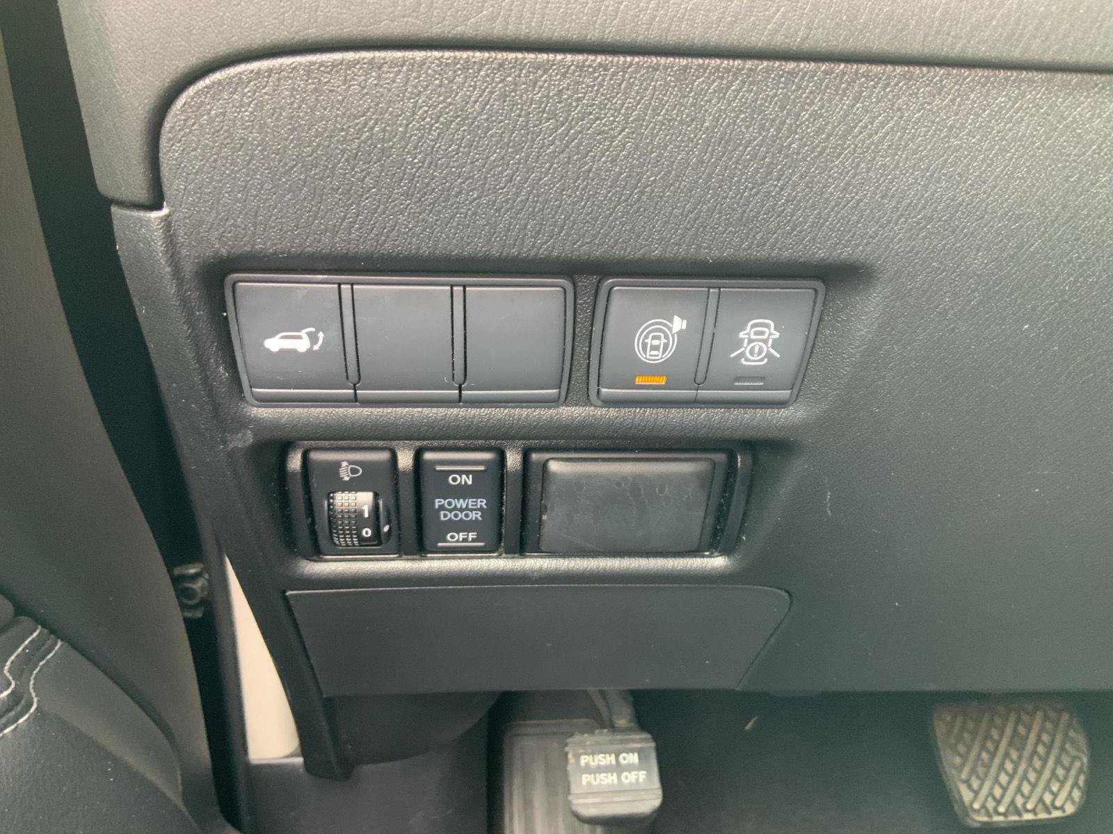 Used 2019 Nissan Armada SL w/ Premium Package AWD/4WD image 36