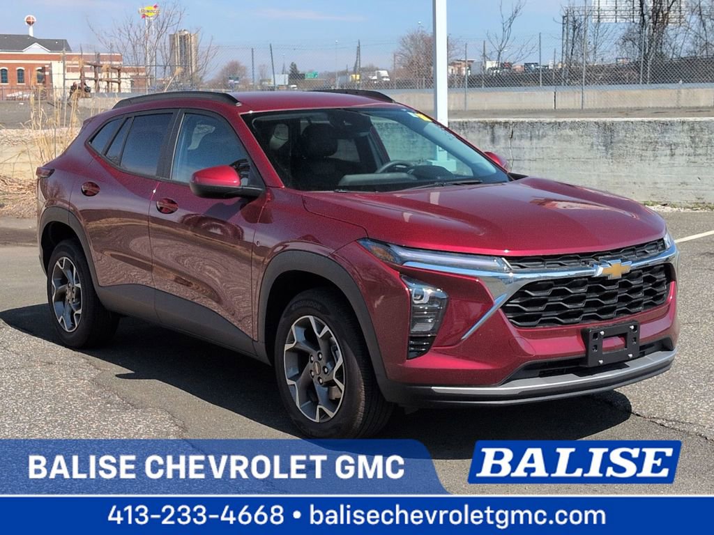 Certified 2025 Chevrolet Trax LT image 1