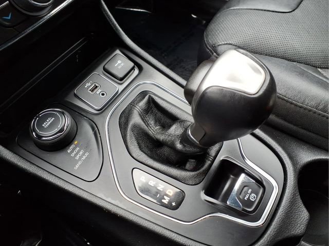 Used 2020 Jeep Cherokee High Altitude image 20