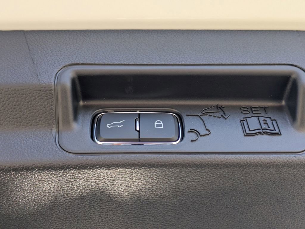 New 2026 Ford Explorer Tremor image 14