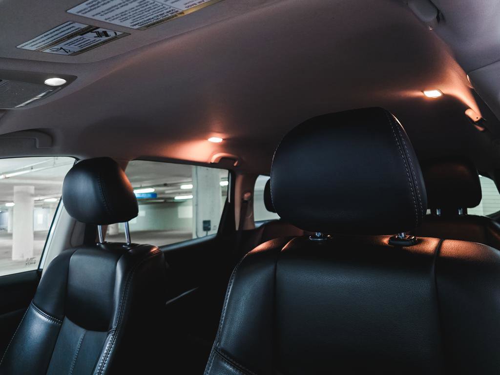Used 2020 Nissan Pathfinder SL AWD/4WD image 19