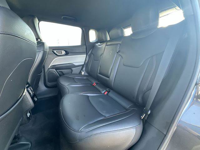 Certified 2023 Jeep Compass Limited image 23