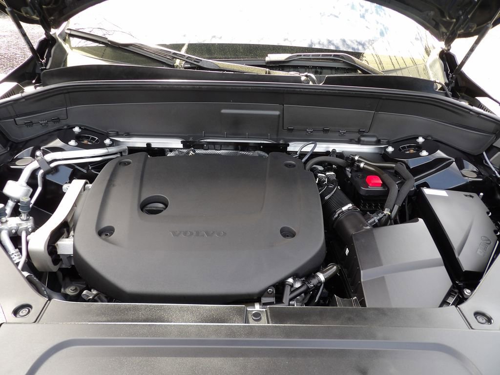 Certified 2024 Volvo XC90 B6 Plus w/ Protection Package Premier image 29