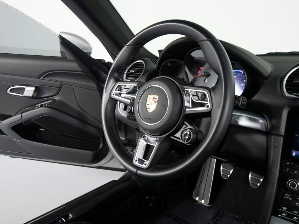 Certified 2024 Porsche 718 Cayman S RWD image 37