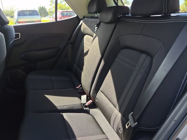 Used 2026 Hyundai Venue SEL FWD image 27