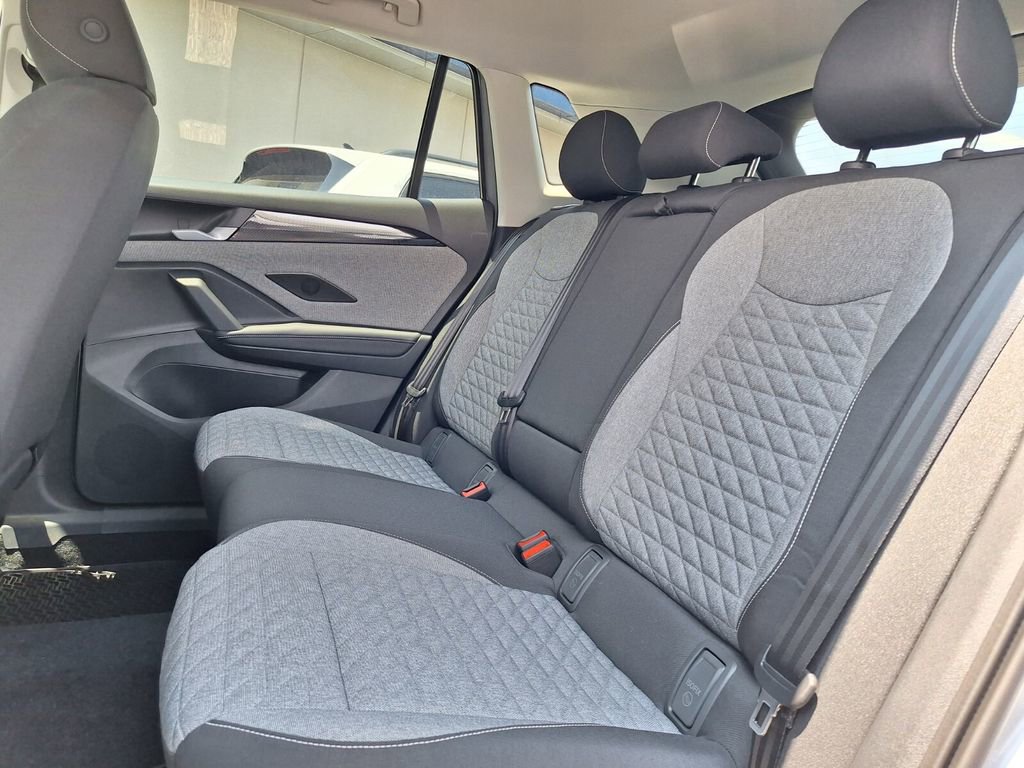 New 2025 Volkswagen Tiguan S image 11