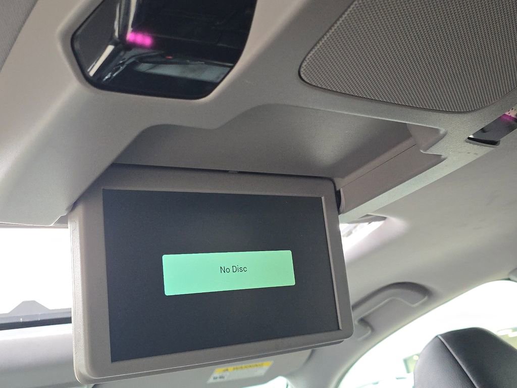 Used 2021 Honda Pilot Touring image 9