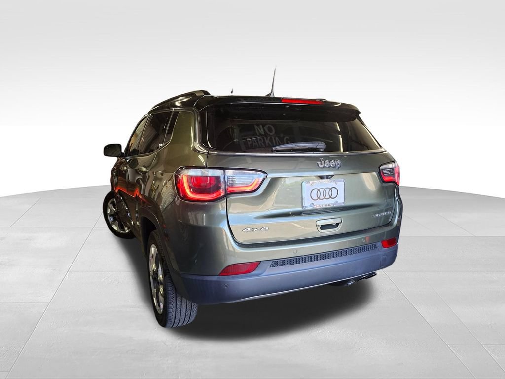 Used 2019 Jeep Compass Limited w/ Advanced Safety Group AWD/4WD image 4