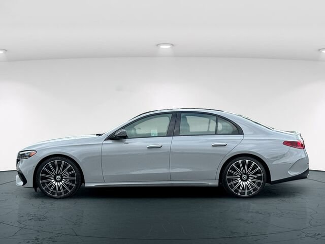 Certified 2025 Mercedes-Benz E 350 4MATIC Sedan image 3