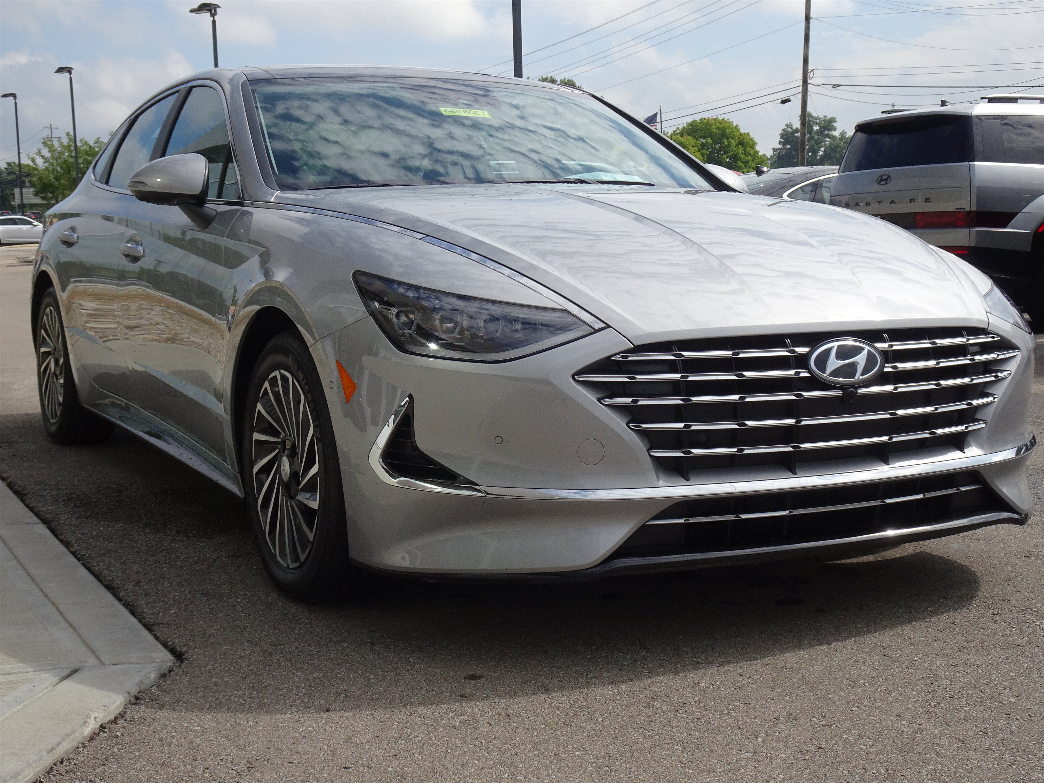 Used 2023 Hyundai Sonata Limited FWD image 6