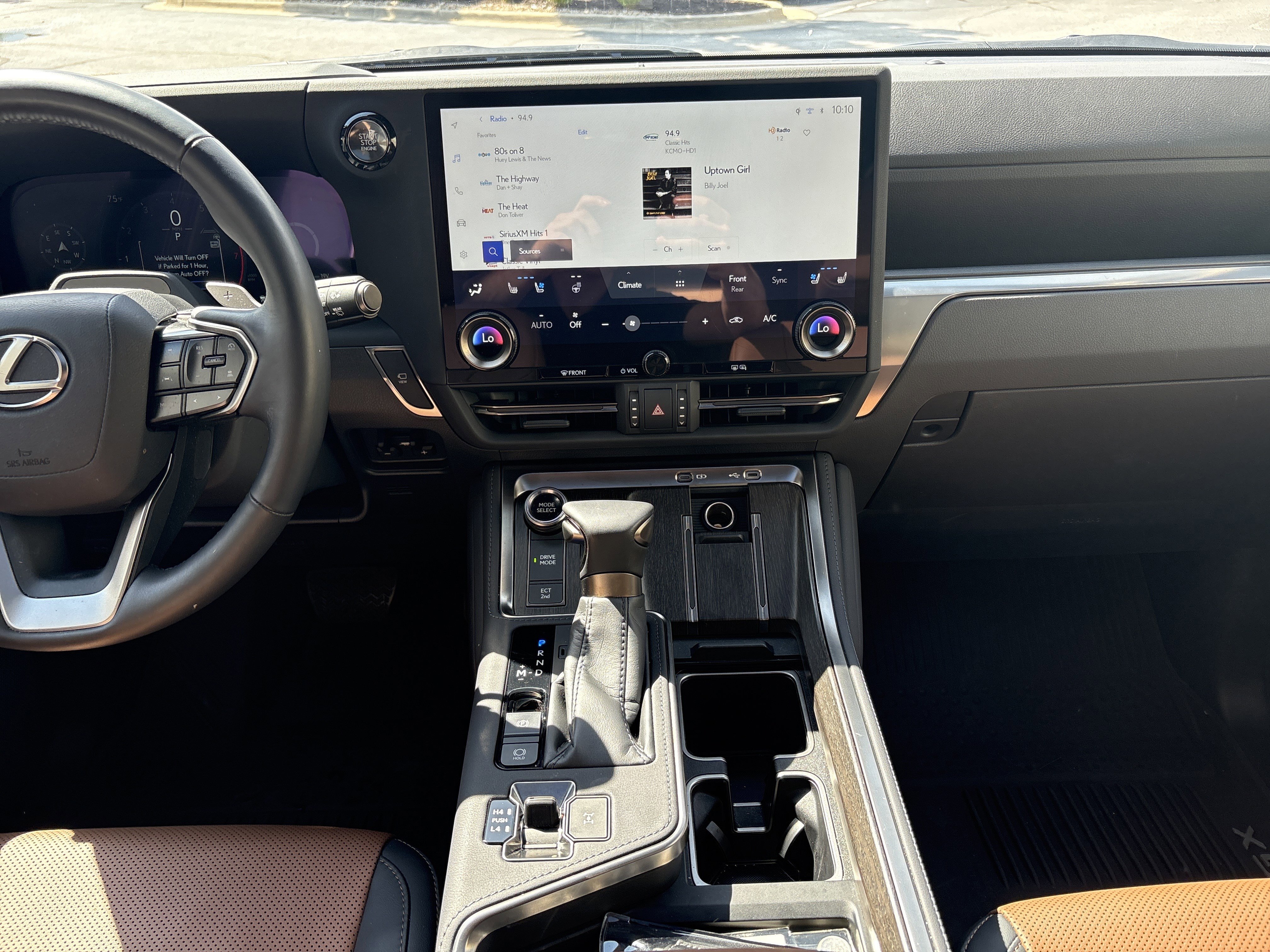 Used 2025 Lexus GX 550 w/ Cold Area Package AWD/4WD image 30