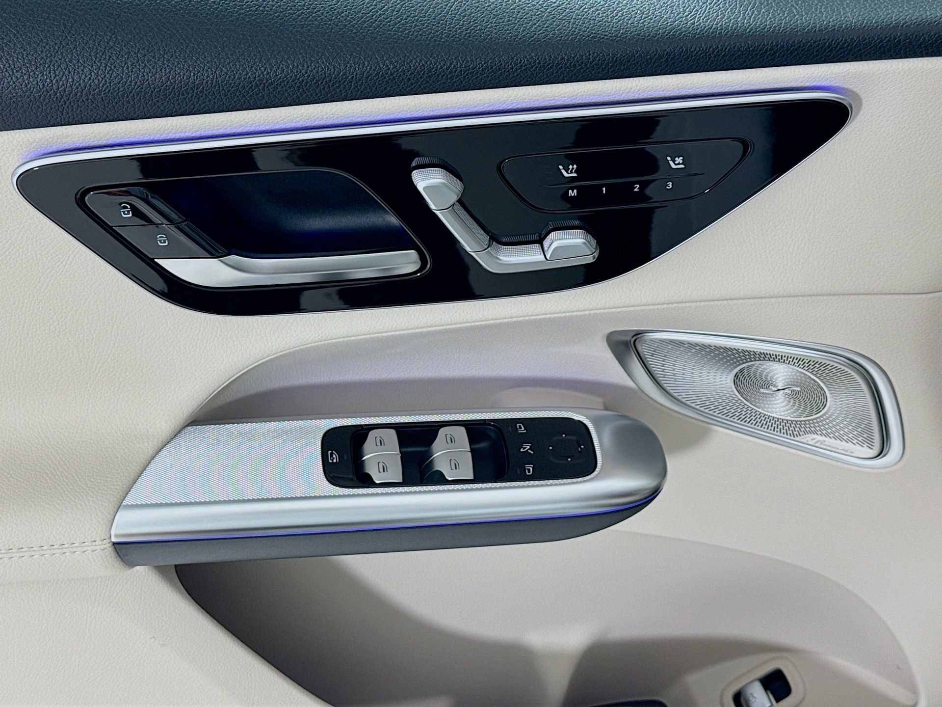 New 2026 Mercedes-Benz GLC 300 image 19
