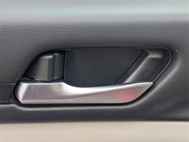 Used 2025 Nissan Altima 2.5 SV image 13