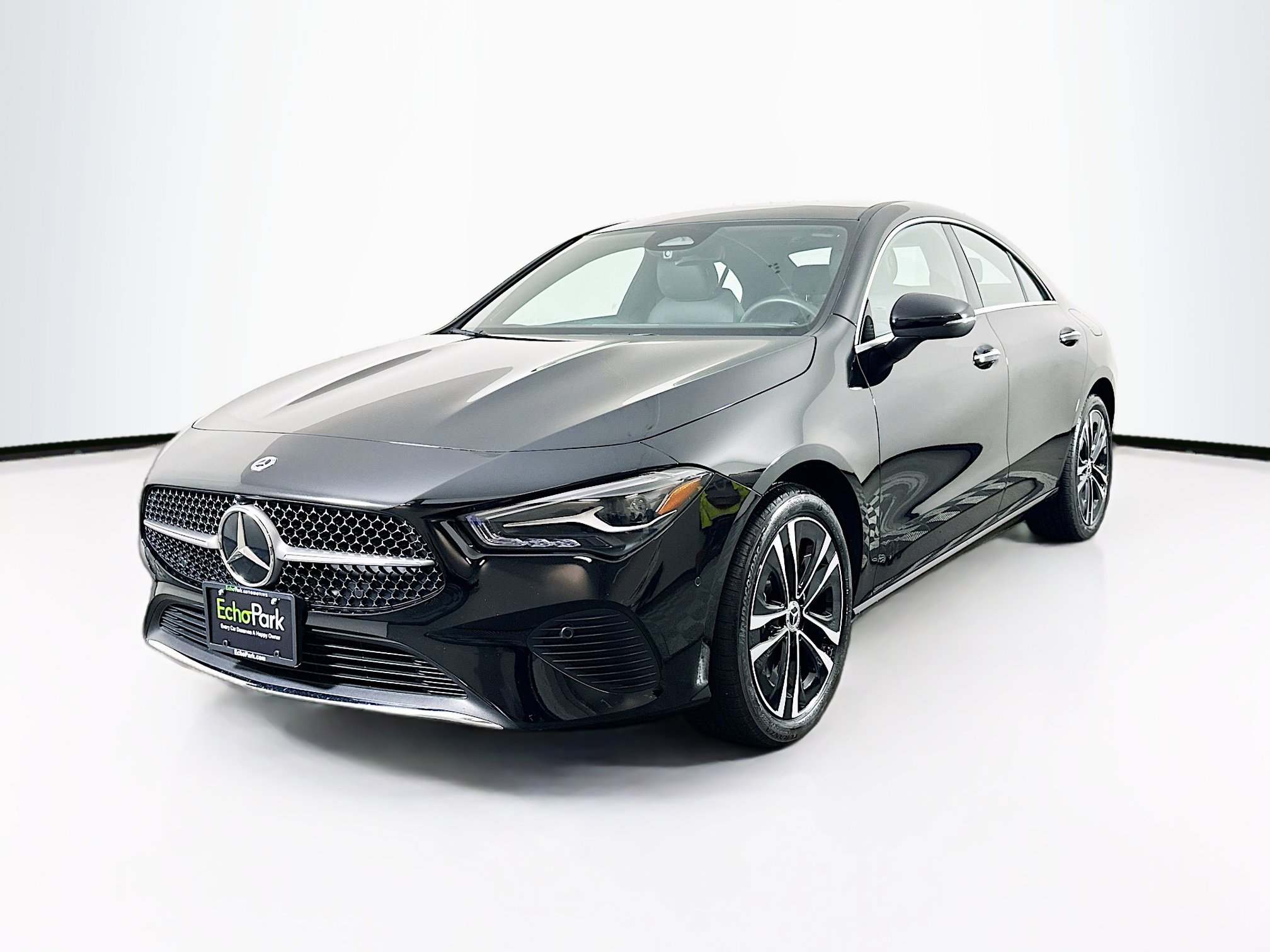 Used 2025 Mercedes-Benz CLA 250 image 3