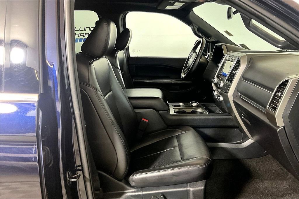 Used 2021 Ford Expedition XLT RWD image 4