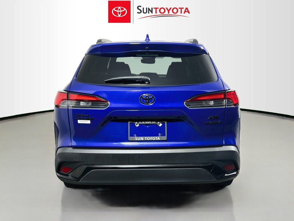 Used 2024 Toyota Corolla Cross AWD Hybrid w/ Convenience Package image 4