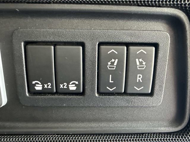 Used 2021 Cadillac Escalade Sport w/ Driver Assist Tech Package AWD/4WD image 29