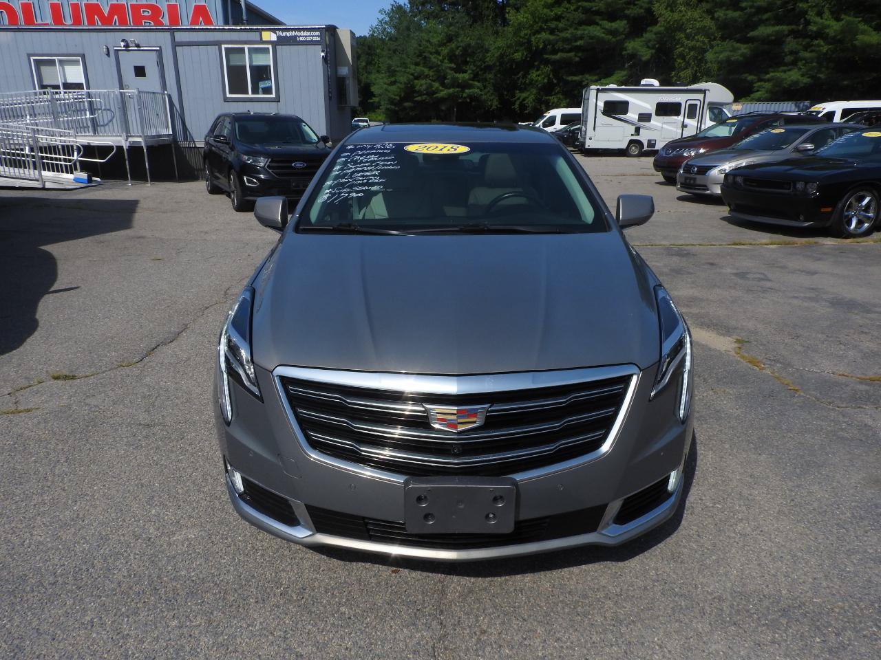 Used 2018 Cadillac XTS Luxury w/ Driver Awareness Package AWD/4WD image 5