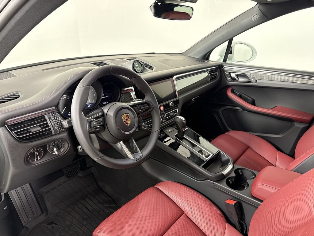 New 2026 Porsche Macan S AWD/4WD image 4