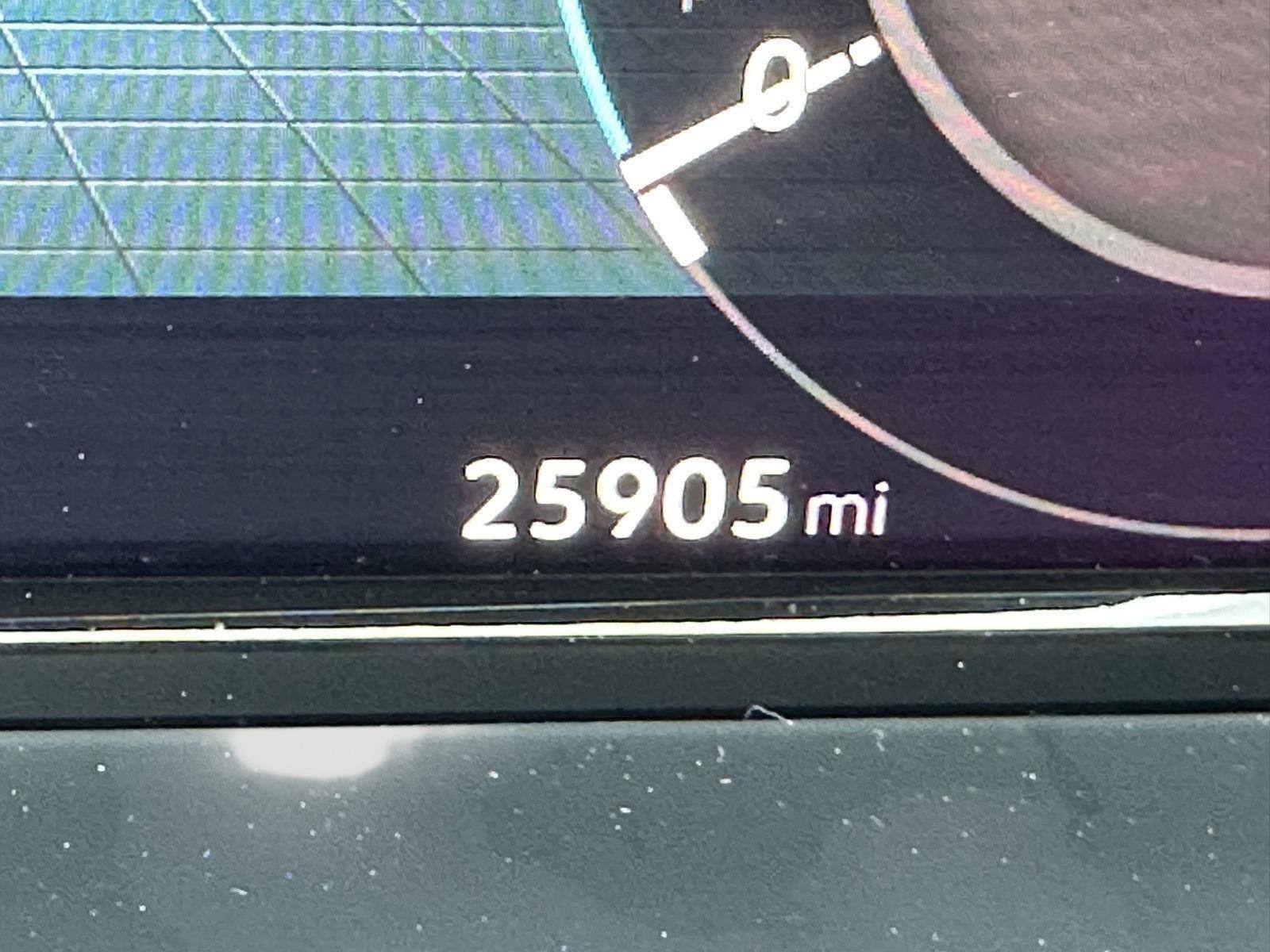 Used 2024 Volkswagen Atlas SE image 14