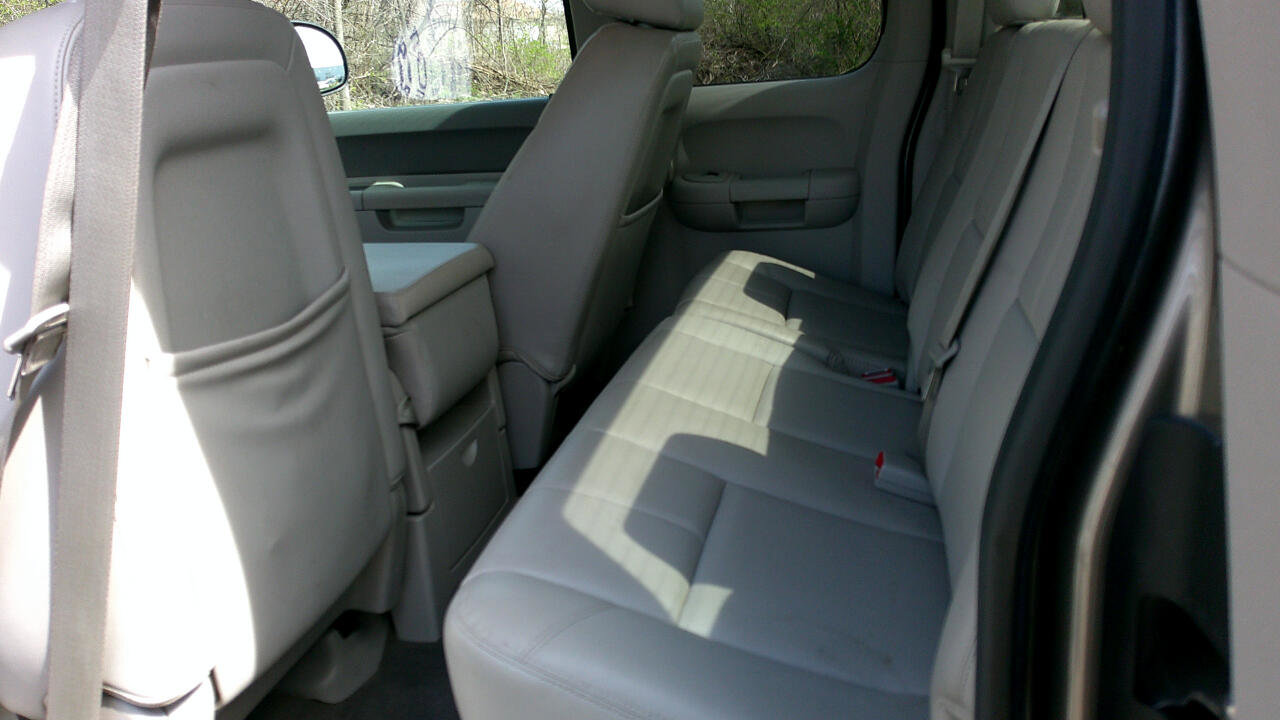 Used 2013 GMC Sierra 1500 SLE w/ Power Tech Package image 31