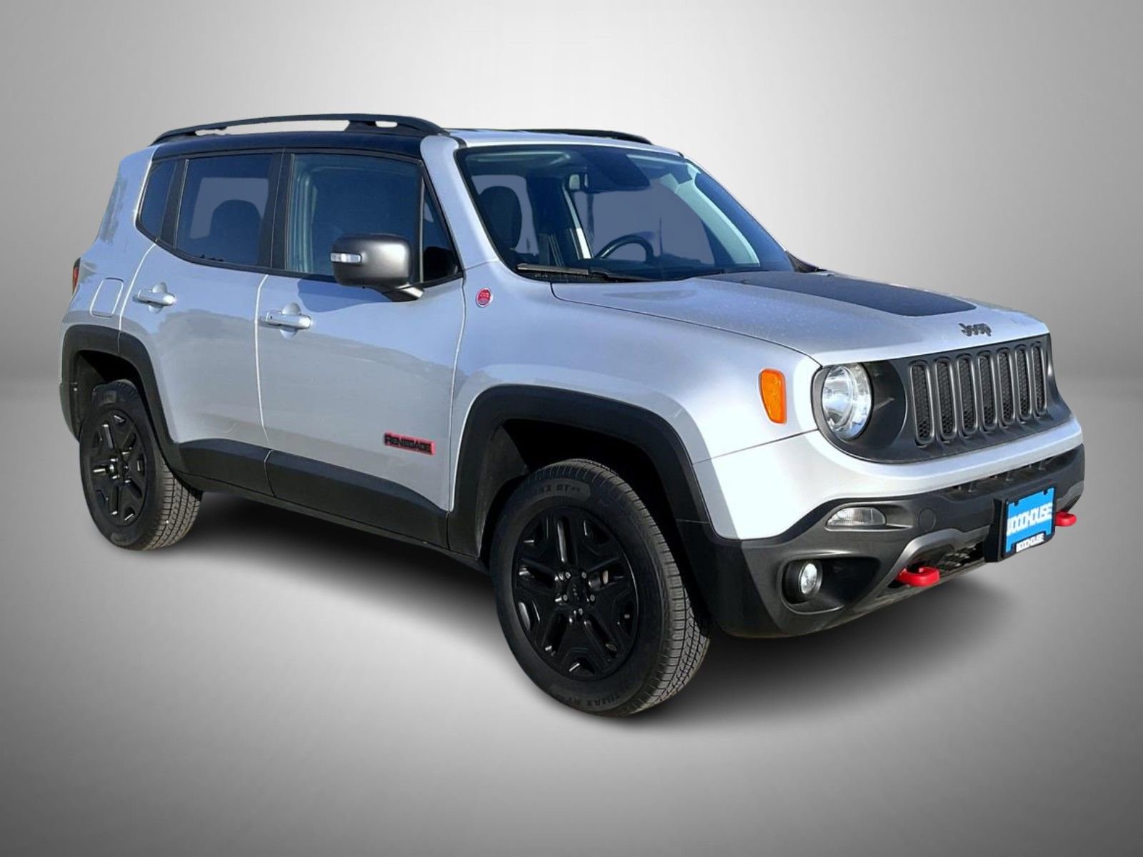 Used 2018 Jeep Renegade Trailhawk AWD/4WD image 3