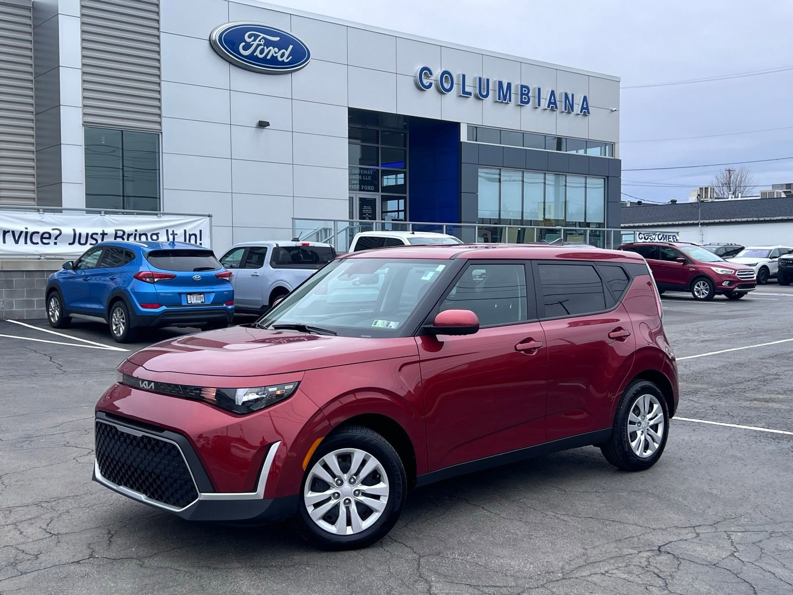 Used 2023 Kia Soul LX image 1
