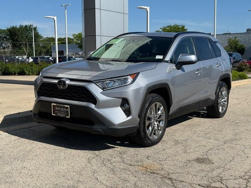Used 2020 Toyota RAV4 XLE Premium AWD/4WD image 7