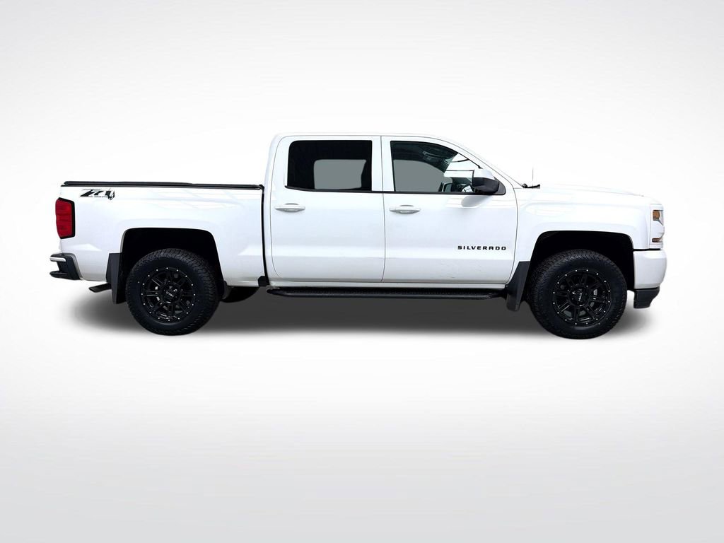 Used 2017 Chevrolet Silverado 1500 LT w/ All Star Edition image 10
