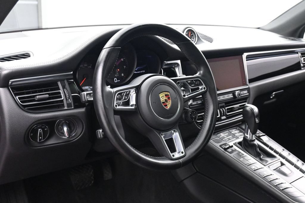 Used 2021 Porsche Macan GTS w/ Premium Package Plus (PF9) AWD/4WD image 27