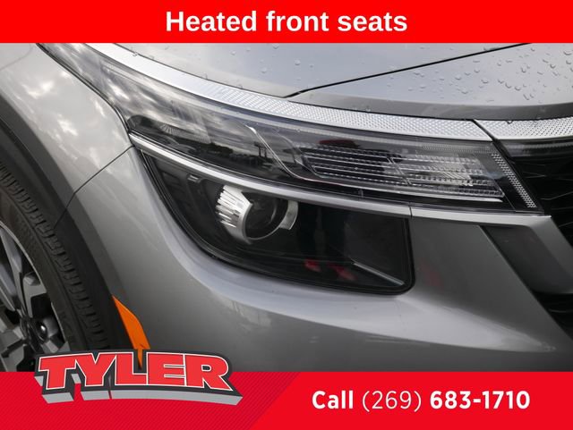 Used 2023 Kia Seltos EX image 10