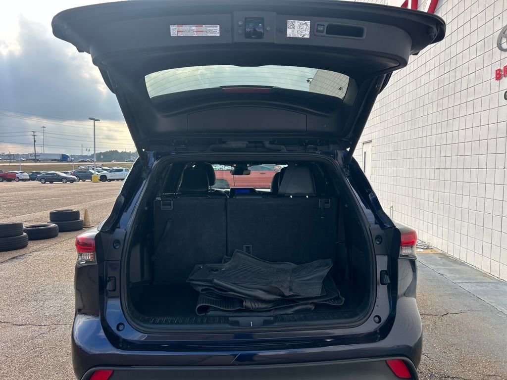 Used 2024 Toyota Highlander XSE image 33
