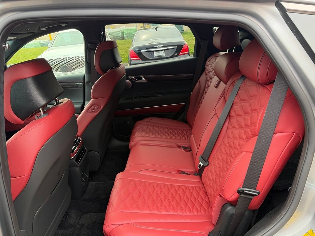 Used 2025 Genesis GV80 3.5T e-SC AWD/4WD image 19