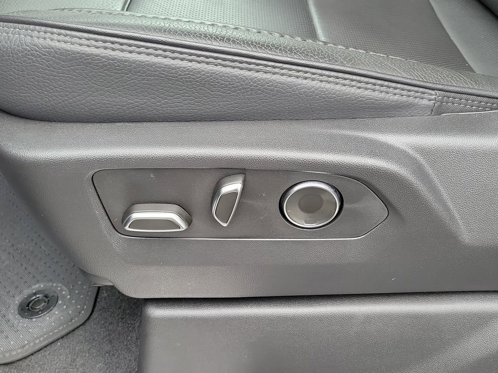 Used 2025 GMC Sierra 2500 Denali w/ Denali Reserve Package image 21